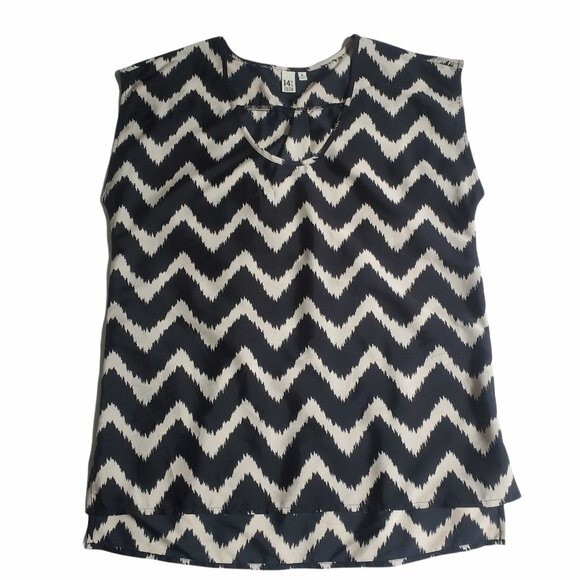 14th & Union Black & Cream Chevron Print Hi-Low Sleeveless Top sz M - Picture 1 of 9